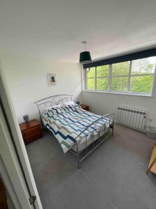 2 Bed City Centre Flat Bath Buitenkant foto